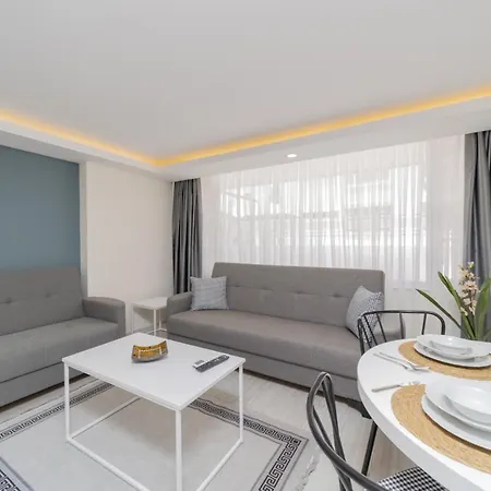 Flat 3 Min To Hadrians Gate In *
